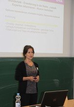 Begrüßung zum ersten GründerTalk an der Uni durch Frau Lange-Hetmann, Universität Augsburg