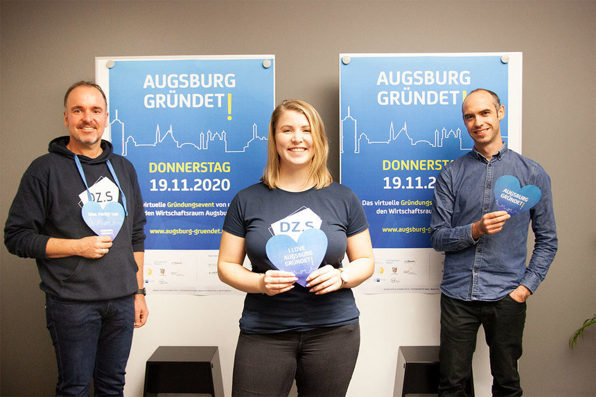 Von links nach rechts: Stefan Schimpfle, Geschäftsführung des Digitalen Zentrum Schwaben (DZ.S), Sarah Nowotsch, Eventmanagerin des Digitalen Zentrum Schwaben (DZ.S), Tobias Seemiller, Gründercoach/Accelerator- und Projektmanager des Digitalen Zentrum Schwaben (DZ.S)